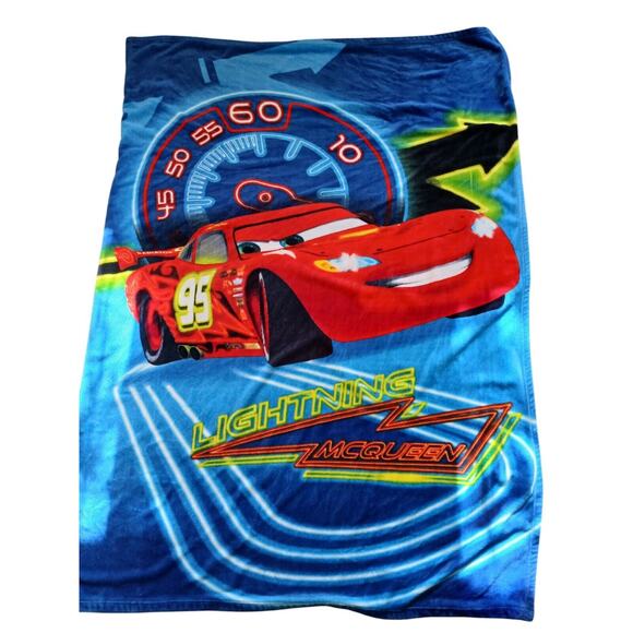 Disney Pixar Lightning McQueen Plush Blanket 78x59 Blue Fluffy Cars Boy Pop Art - Picture 1 of 7